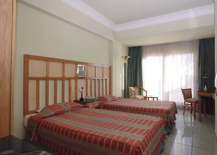 Sea Garden Hotel 3*